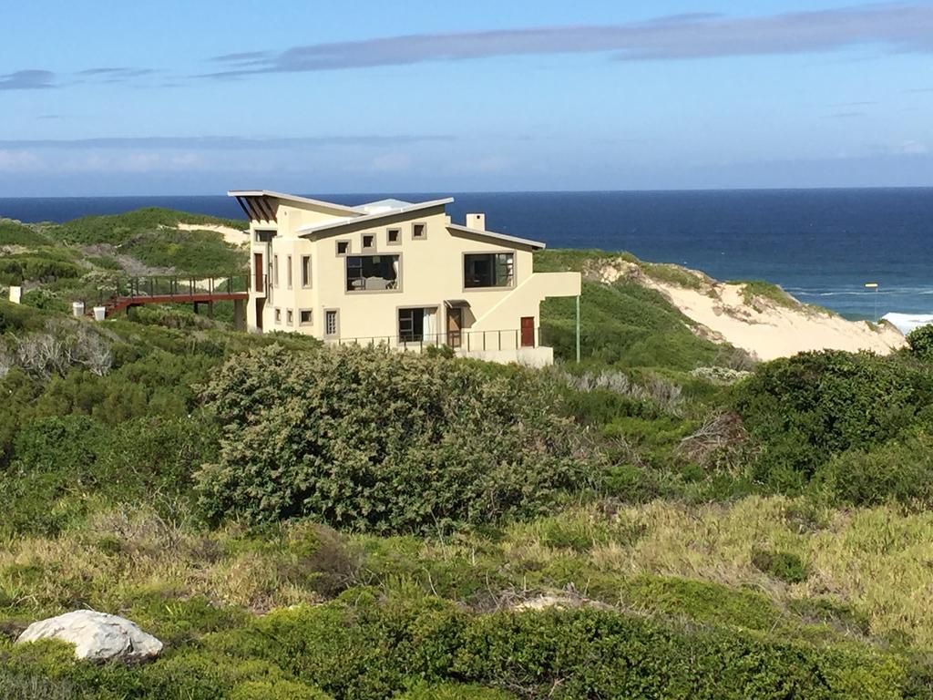 Oyster Bay Beach House Exterior photo
